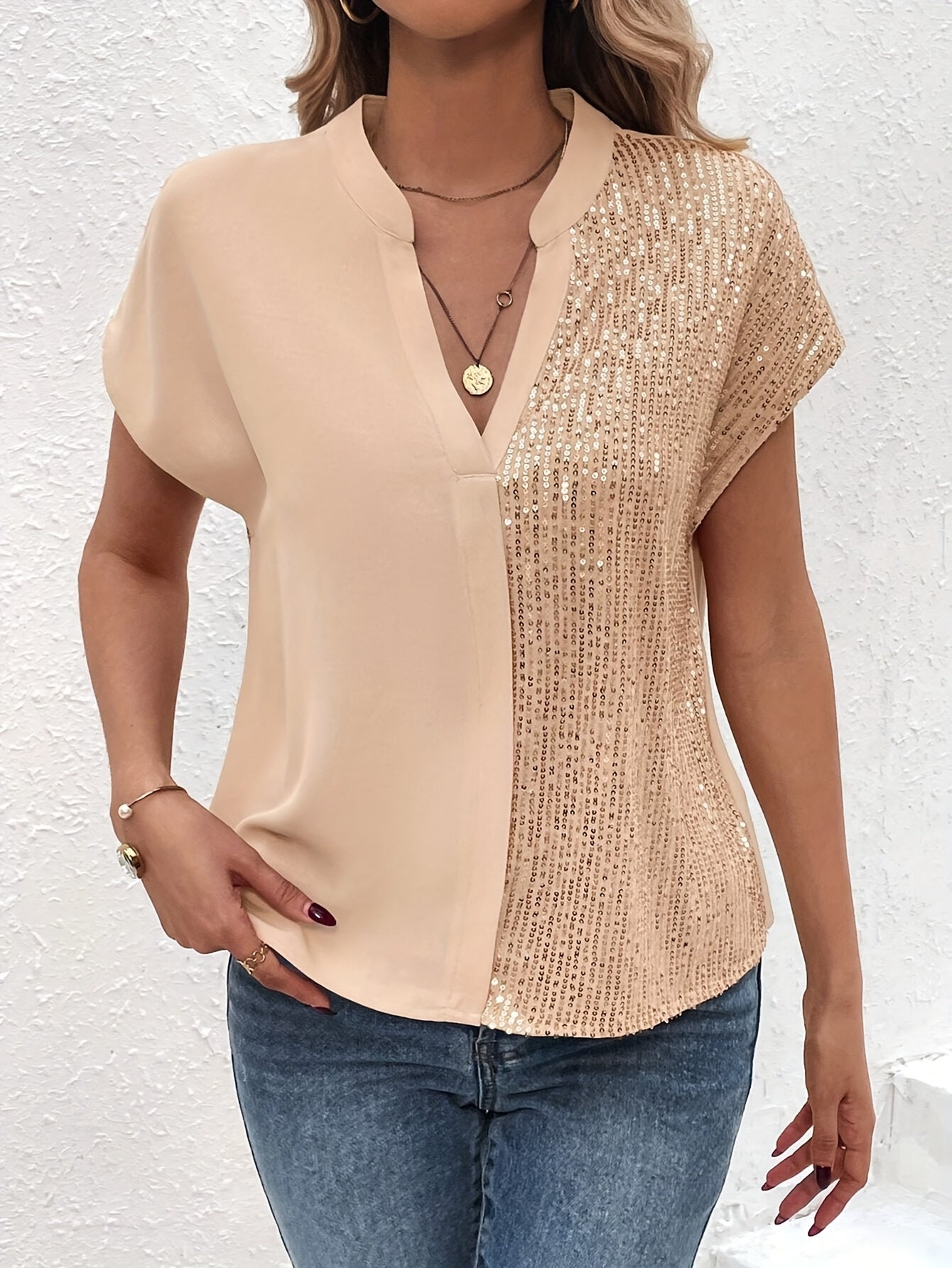 Dandych effortless style blouse in beige with sequin detail for a chic, casual look
